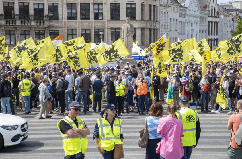  Belgiumban a szélsőjobboldali és szélsőbaloldali pártok magasan vezetnek a felmérésekben