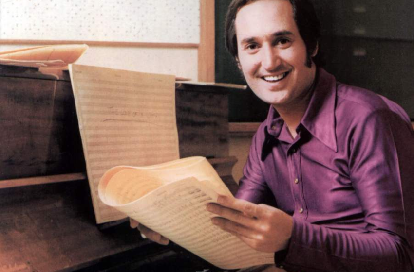  Neil Sedaka ‘The Immigrant’ című dalát John Lennon élete inspirálta