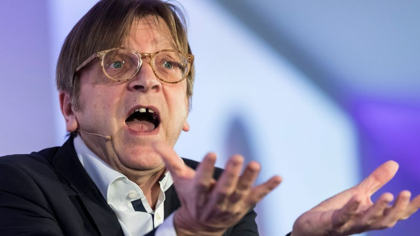  Guy Verhofstadt szomorú, az EU szerződésmódosítási terve kudarcba fulladt