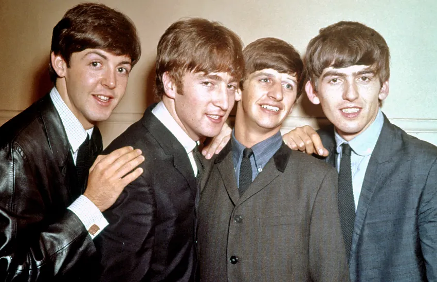  The Beatles: Sir Sam Mendes négy filmet fog rendezni – a zenekar minden egyes tagjáról egyet