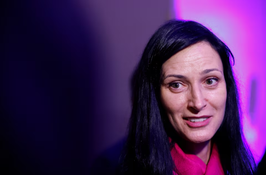  Mariya Gabriel bolgár külügyminiszter új kormányt alakít