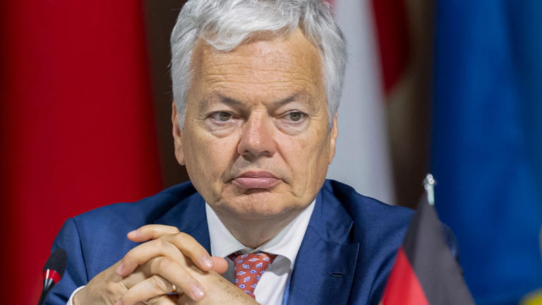  A belga szocialisták követelik, hogy a bíróság folytassa le a magyargyűlölő Didier Reynders volt EU biztos pénzmosás ügyét