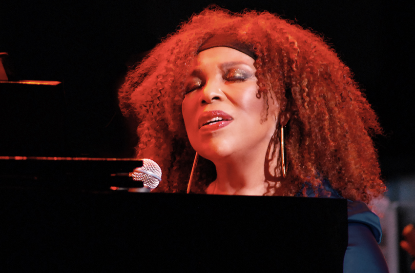  Nyolcvannyolc éves korában elhunyt Roberta Flack, Grammy díjas énekesnő